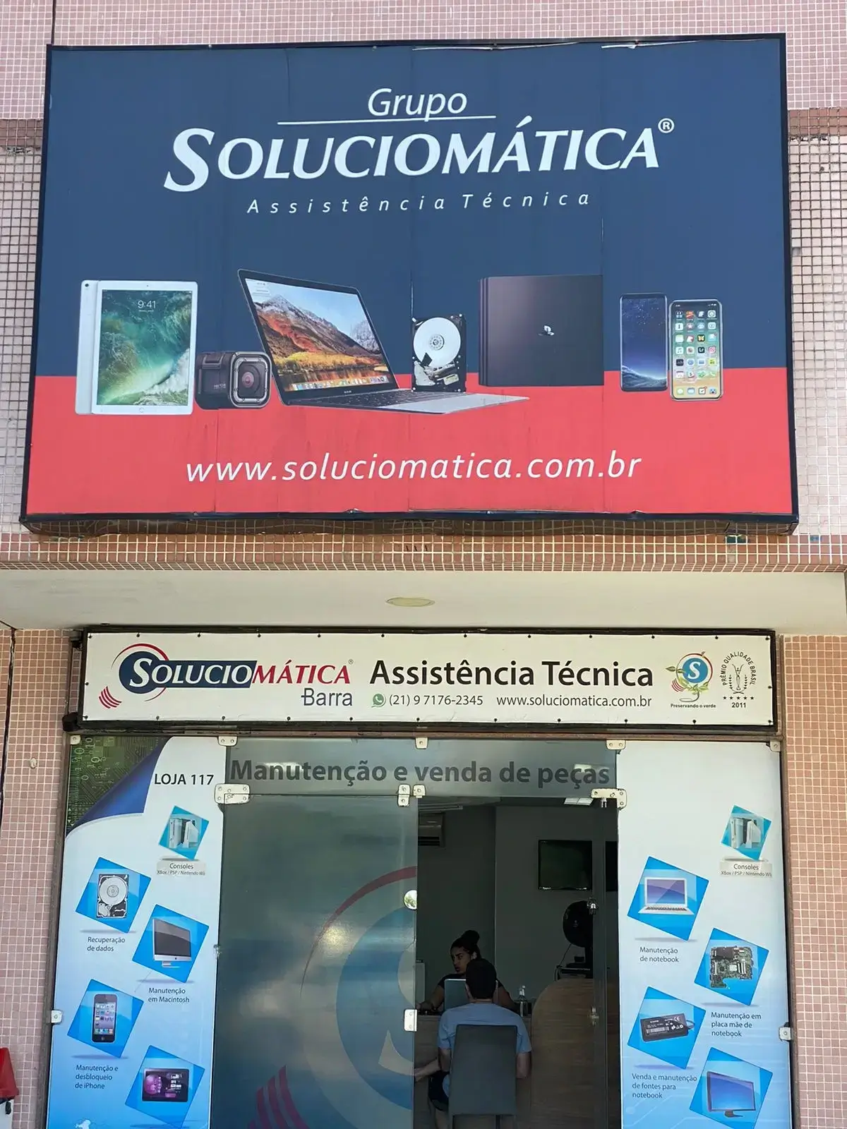 Fachada da loja Soluciomática na Barra da Tijuca